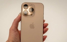 iPhone 16 xách tay chỉ chênh chính hãng 1-2 triệu đồng, dân buôn iPhone xách tay "khó sống"