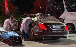 Tai nạn ở Quảng Ninh: Siêu xe Maybach biến dạng