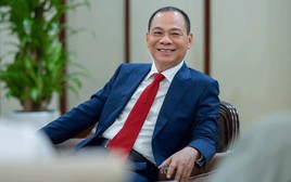 Tỷ phú Phạm Nhật Vượng vừa lập kỷ lục mới chưa từng có ở Việt Nam trong "ngày đỏ lửa"