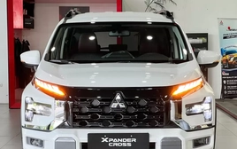 Loạt xe Nhật chạy đua giảm giá tháng cuối năm