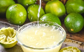 Người đàn ông tử vong sau khi uống chanh muối liều cao để "hạ huyết áp"