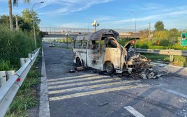 Xe cứu thương va chạm ô tô đầu kéo trên cao tốc TP.HCM-Dầu Giây, 3 người tử vong