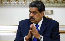Ông Maduro tuyên bố cứng rắn trước sức ép ngày càng gia tăng