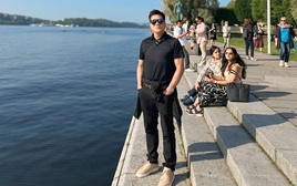 Nam NSND, giám đốc có học vị Tiến sĩ: Tuổi 55 phong độ và hôn nhân khắc khẩu với vợ cũng là NSND