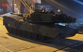 Thêm 32 xe tăng M1A2 SEPv3 Abrams gây sức ép lên Kaliningrad