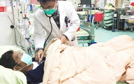 Tiết kiệm 1 thứ trong bếp, người đàn ông nhiễm trùng, suy thận nặng