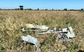 Thái Lan tiếp tục không kích, Campuchia "phá bỏ đê chắn sóng gần vịnh Thái Lan"