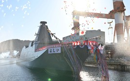 Loạt 12 khu trục hạm Mogami đã được hoàn thành trong thời gian kỷ lục