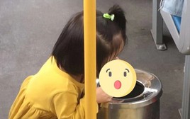 Ai đã nuôi dạy nên một đứa trẻ thế này?