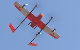 Lần đầu ở Việt Nam: Máy bay không người lái vận chuyển thuốc, mẫu xét nghiệm