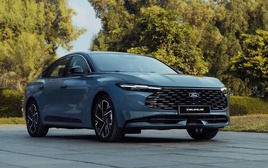 Cận cảnh Ford Mondeo 2025 vừa ra mắt: Sedan đấu Camry mà người Việt từng thèm muốn, màn hình siêu lớn, có động cơ hybrid