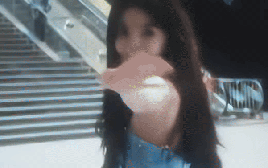 Cô gái khiến 10 triệu người say đắm nay tàn tạ vì ép cân, chỉ mặc vừa quần áo trẻ con 12 tuổi