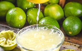 "Chanh liều cao - sao liều ghê": Trào lưu sức khỏe độc hại nhất 2025 xứng đáng bị khai trừ