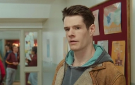 Xem phim Sex Education, người làm cha mẹ ai cũng nên nhìn lại chính mình để biết vì sao con hư, con nổi loạn