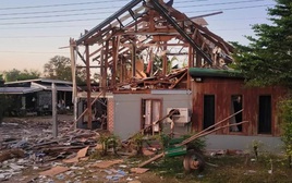 Thái Lan bị dội 40 quả rốc-két, Campuchia hứng hơn trăm quả đạn pháo