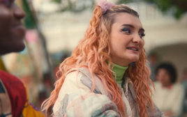 Xem phim Sex Education, tôi quyết dạy câu này cho con: Đây chính là bí kíp để sống 1 đời thảnh thơi, thư thái!