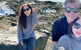 Tái hôn với chồng Tây cao gần 2m, phú bà 1 bước "lên mây", thể hiện EQ cao xuất sắc khi bị nói là "kẻ đào mỏ"