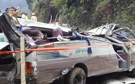 Vụ lật xe từ thiện tại Lào Cai: Dữ liệu camera hành trình của phương tiện vẫn được lưu trữ đầy đủ