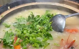 Ngày càng có nhiều người chết vì ung thư? Bác sĩ nhắc: Thà ngồi không còn hơn làm 5 việc này