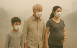 Hà Nội ô nhiễm không khí cả ngày: Ba nhóm đối mặt nguy cơ cao nhập viện