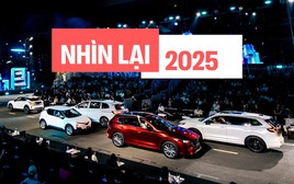 Giờ là lúc nhìn lại thị trường ô tô Việt Nam năm 2025: Giảm giá chưa từng có, xe xăng dầu bị 'át vía' khi xe điện, hybrid lên ngôi