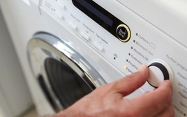 Tiết kiệm cả đống tiền điện nhờ ấn 1 nút “đặc biệt” trên máy giặt: Nhiều người dùng cả chục năm cũng không biết