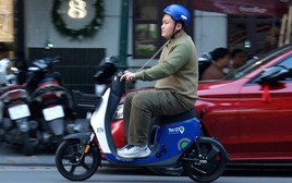 Xe điện khó gửi, xe xăng sẽ hạn chế, dân mạng rủ nhau đi buýt, xe đạp công cộng