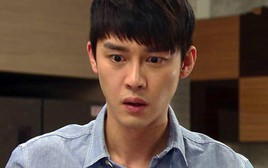 Tan làm sớm, chồng ngơ ngác phát hiện người vợ xuề xòa đang làm một việc ở nhà hàng xóm