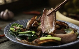 Ngày càng nhiều người tử vong vì bệnh tiểu đường, bác sĩ cảnh báo: Thà ăn cơm không còn hơn ham ba loại thịt này