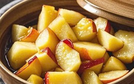 Đừng ăn táo sống nữa! Táo hấp với một thứ vừa bơm collagen vừa giảm mỡ bụng, người già lẫn trẻ nhỏ đều mê