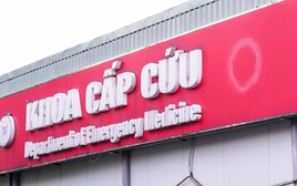 Sự cố kinh hoàng vỡ bồn cầu khiến cháu bé 8 tuổi nguy kịch