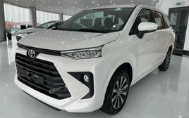 Xe 7 chỗ Toyota giảm giá, chi 500 triệu đã mang được xe về nhà