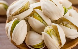 Ba loại hạt là khắc tinh của người cao tuổi