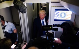 Ông Trump chốt lịch điện đàm với ông Putin về Ukraine