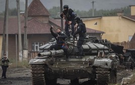 Ukraine tuyên bố phá huỷ hơn 1.000 xe tăng Nga từ đầu năm đến nay