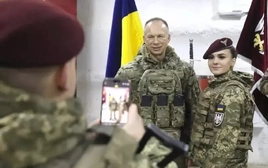 Lãnh đạo nói không, Quân đội Ukraine dứt khoát đòi ngừng bắn