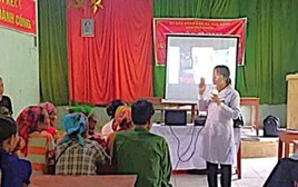 Người dân miền núi Nghệ An 'tố' đoàn bác sĩ bán thực phẩm chức năng giá 'trên trời'