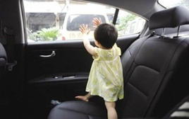 Trời nóng 40 độ, bố uống rượu bỏ quên con gái 21 tháng tuổi tử vong trong ô tô