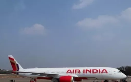 Máy bay của Air India chở hơn 150 người gặp sự cố, phải hạ cánh khẩn cấp