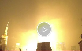 Khoảnh khắc Tel Aviv rung chuyển do trúng tên lửa Iran