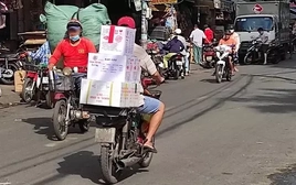Kiểm định khí thải xe máy: Lo nguy cơ 'vỡ trận'