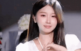 Danh tính của cô gái Việt được phong làm "người xinh nhất TikTok"
