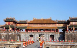 Tái hiện lễ phát lịch triều Nguyễn trong ngày đầu năm mới 2026