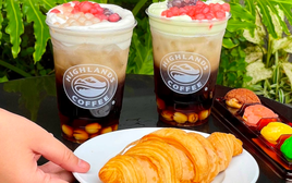 Trà sen vàng của Highlands Coffee dừng bán do dùng nguyên liệu từ Đồ hộp Hạ Long