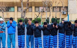 Iran bắt giữ ít nhất 200 thủ lĩnh vũ trang, tịch thu vũ khí