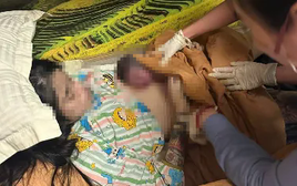 Hai nữ hộ sinh kịp thời đỡ đẻ ca sinh non 34 tuần trên tàu SE4