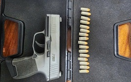 Bắt quả tang 2 đối tượng mua bán ma tuý, tàng trữ vũ khí quân dụng