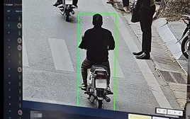 Tài xế bất ngờ khi thấy hình ảnh vi phạm ‘rõ như ban ngày’ trên ứng dụng iHanoi