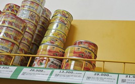 Người tiêu dùng giật mình sau 30 năm trung thành với đồ hộp Hạ Long