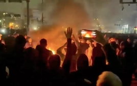 Iran rơi vào thế cực kỳ chông chênh